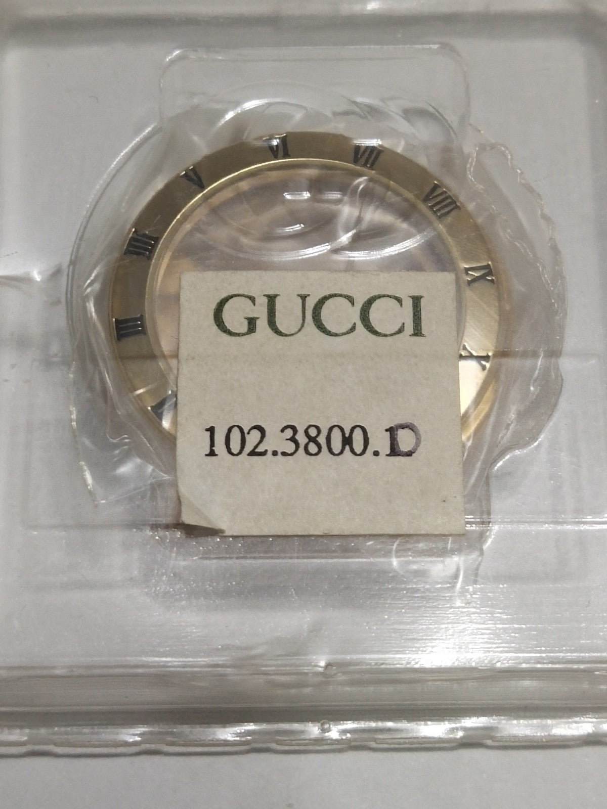 GUCCI Original / Complete Case/ Part No. 102.3800./ 3800jr Gold color 