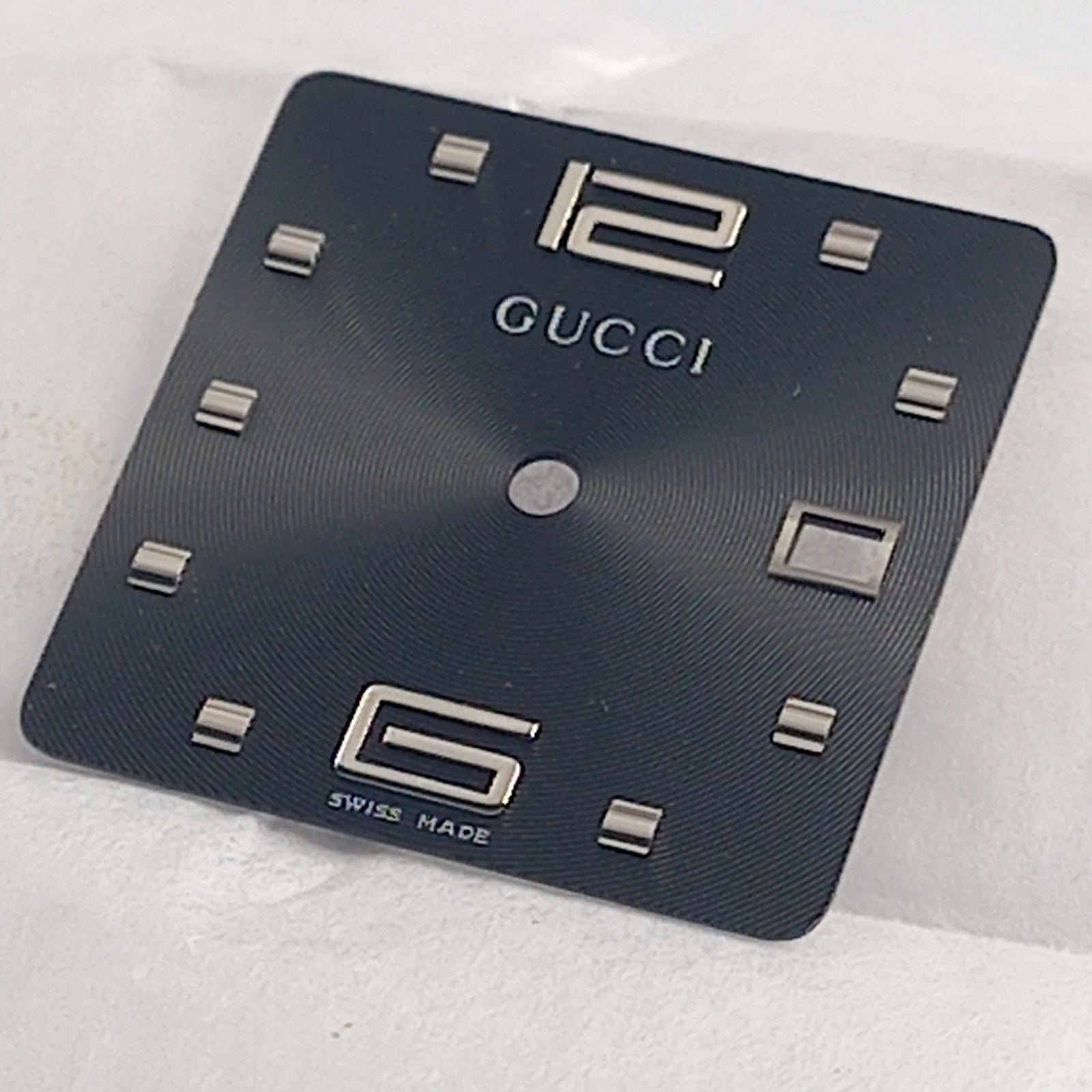 GUCCI Original /  Dail NOI.GUI.7900P/ Part No. 051.A413.CA/ Color  BLACK