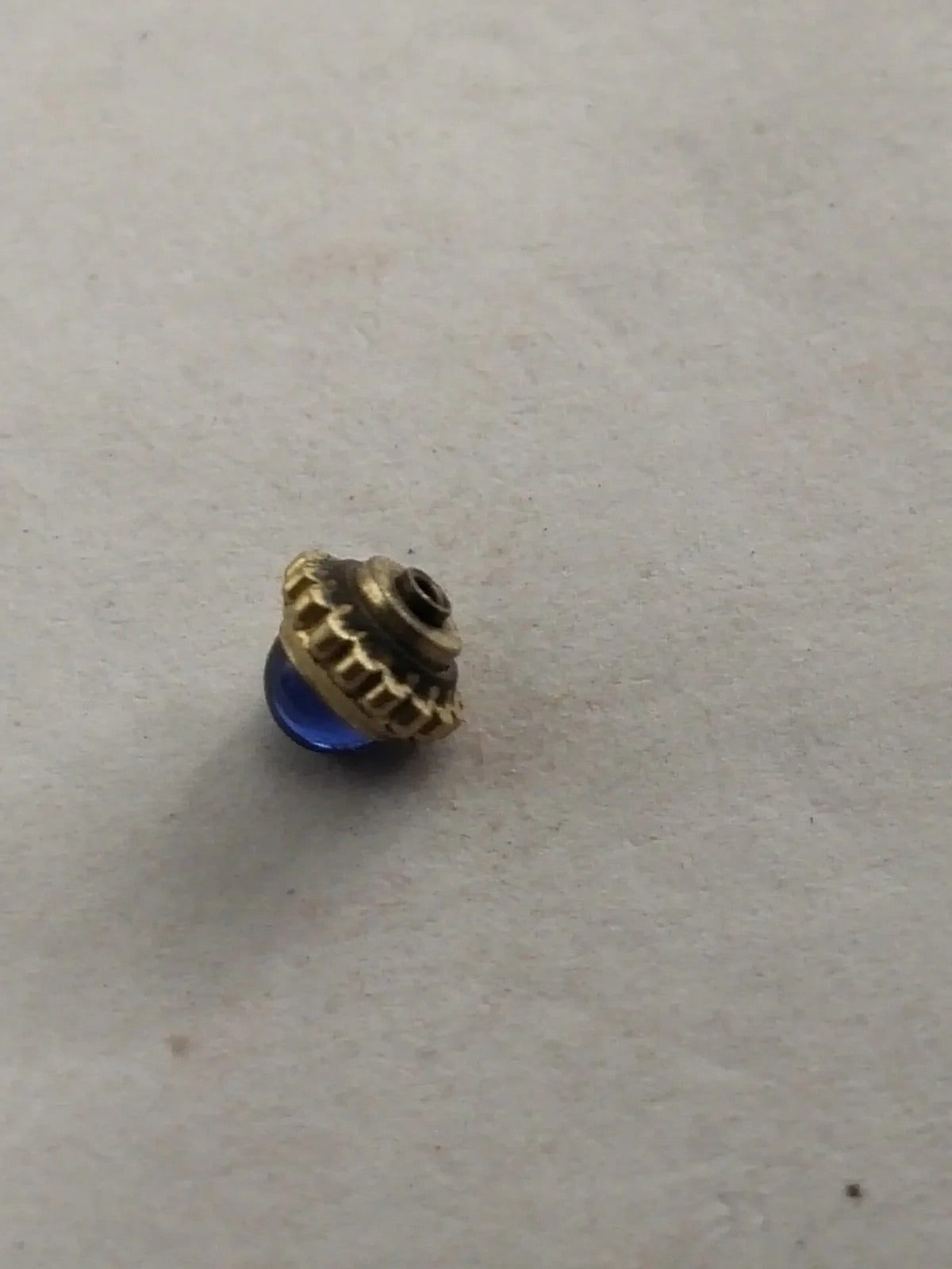 Original Cartier Crown 07960541With blue stone for Tank Must/dustproof / used