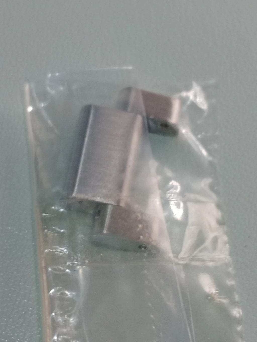 GUCCI Original / Link Steel color / Part No. 163.7705.1 S / 20m.m