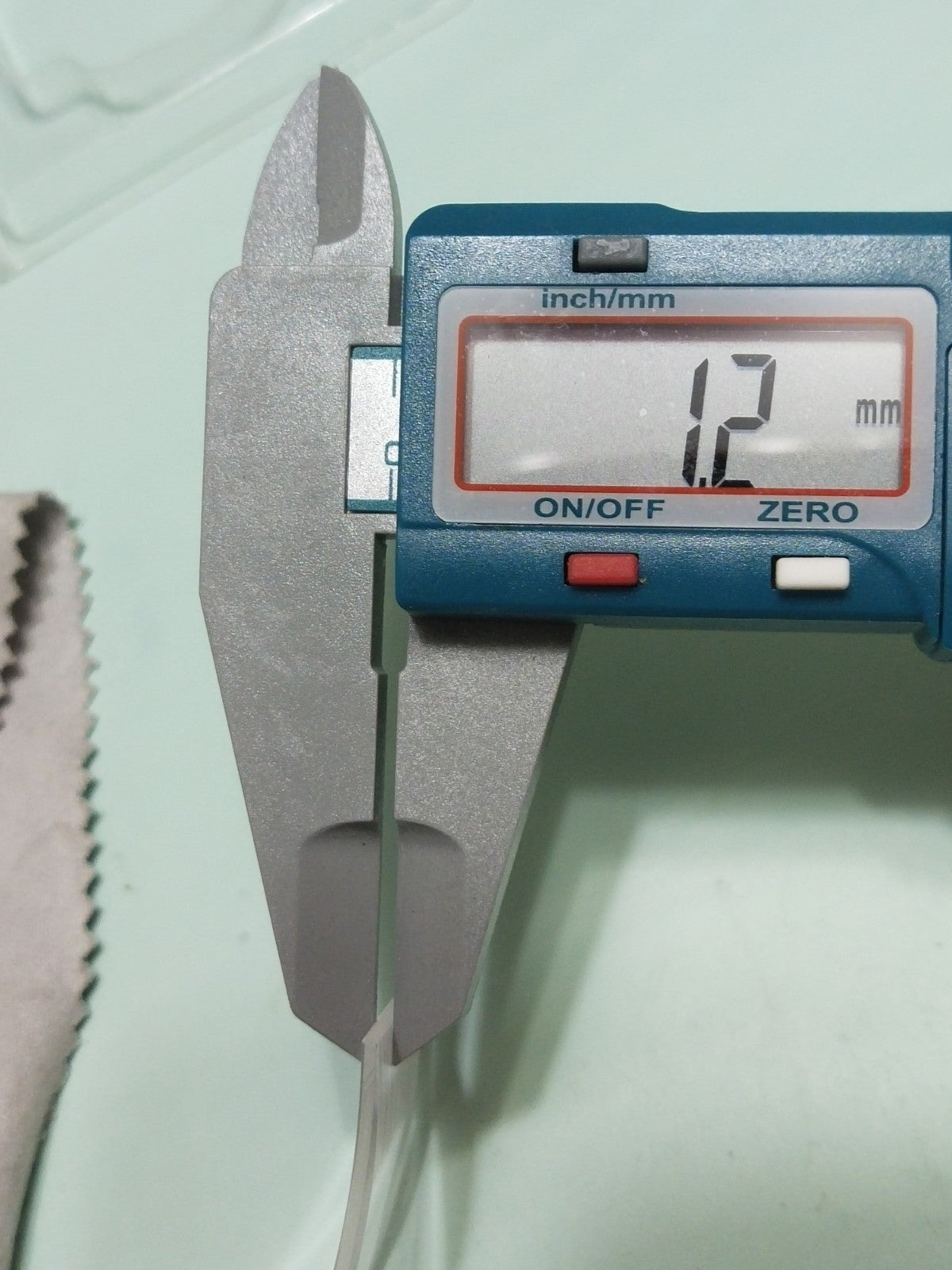 GUCCI Original /Sapphire Crystal / Part No. YDA 42013 /8600M Chrono 