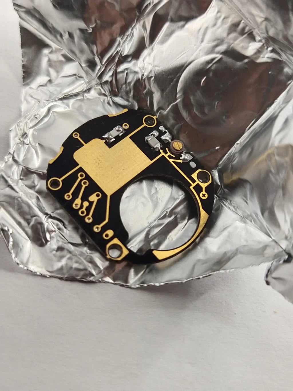 NOS Seiko original circuit part . 4001 102 /Price for one piece