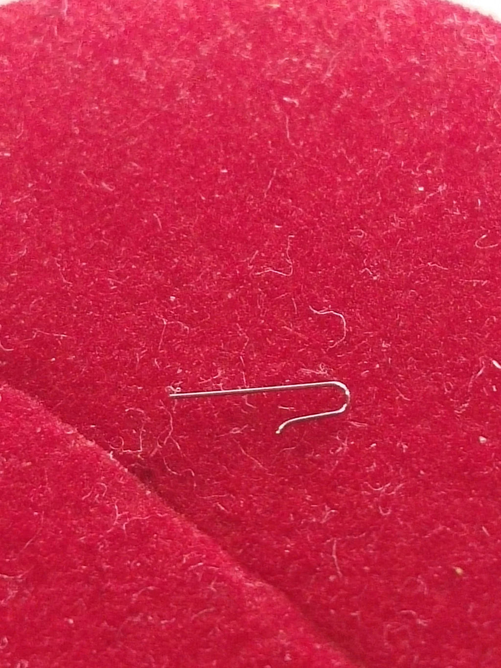 NOS Seiko Parts 687 250 /1pc