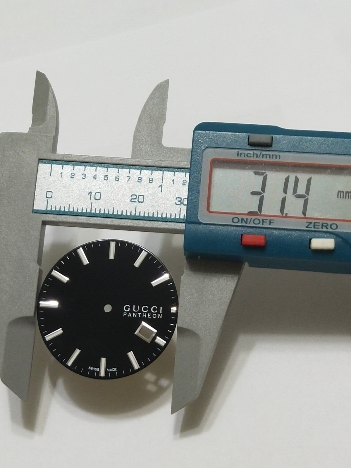 GUCCI Original / Dail   / Part No. YDA05223/  BLACK color 