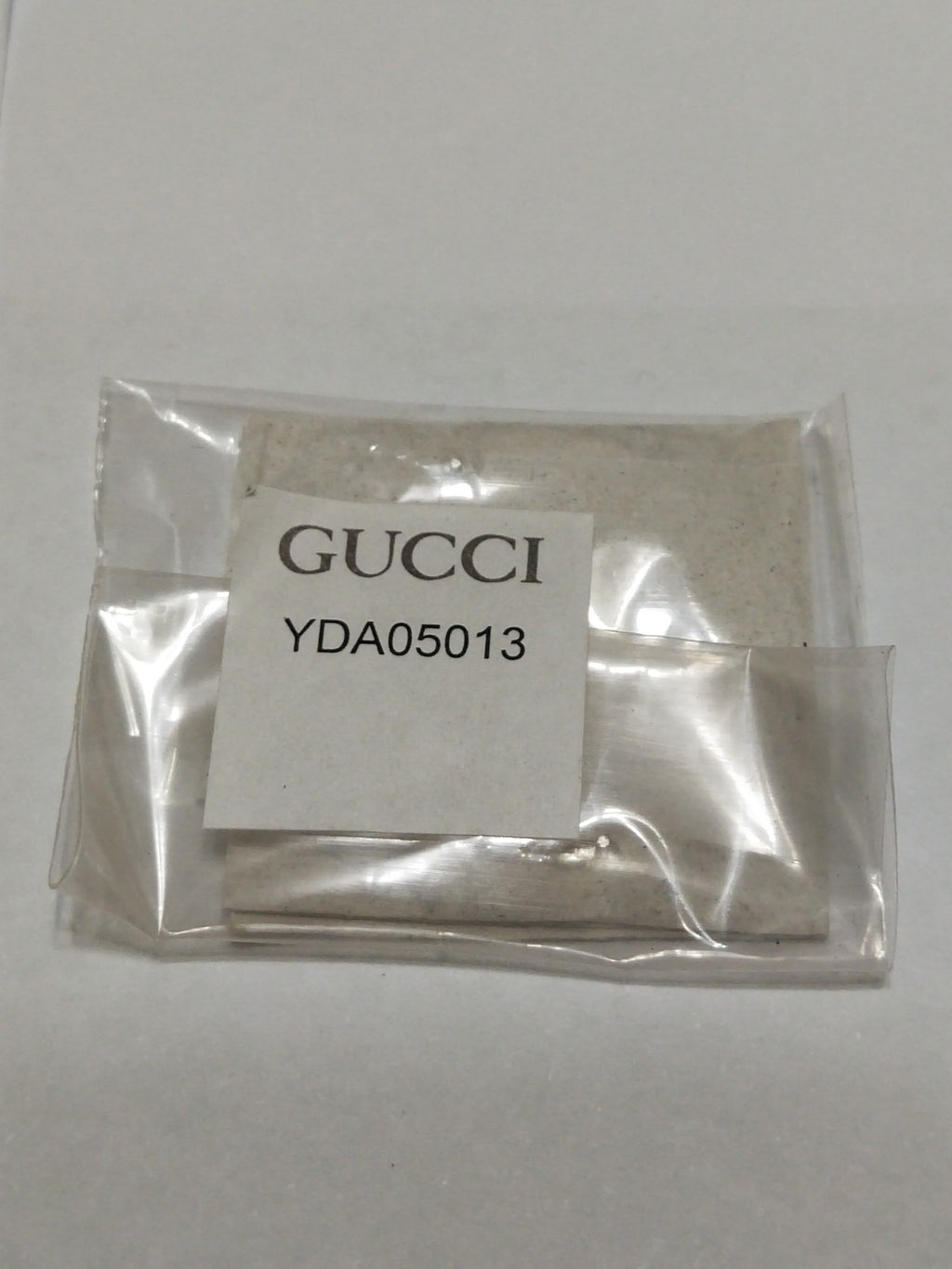 GUCCI Original / Dail /Day Date  / Part No. YDA05013/  cream color 