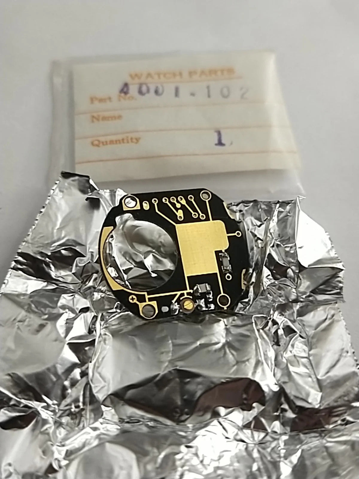 NOS Seiko circuit Plock Digital Part . 4001 102