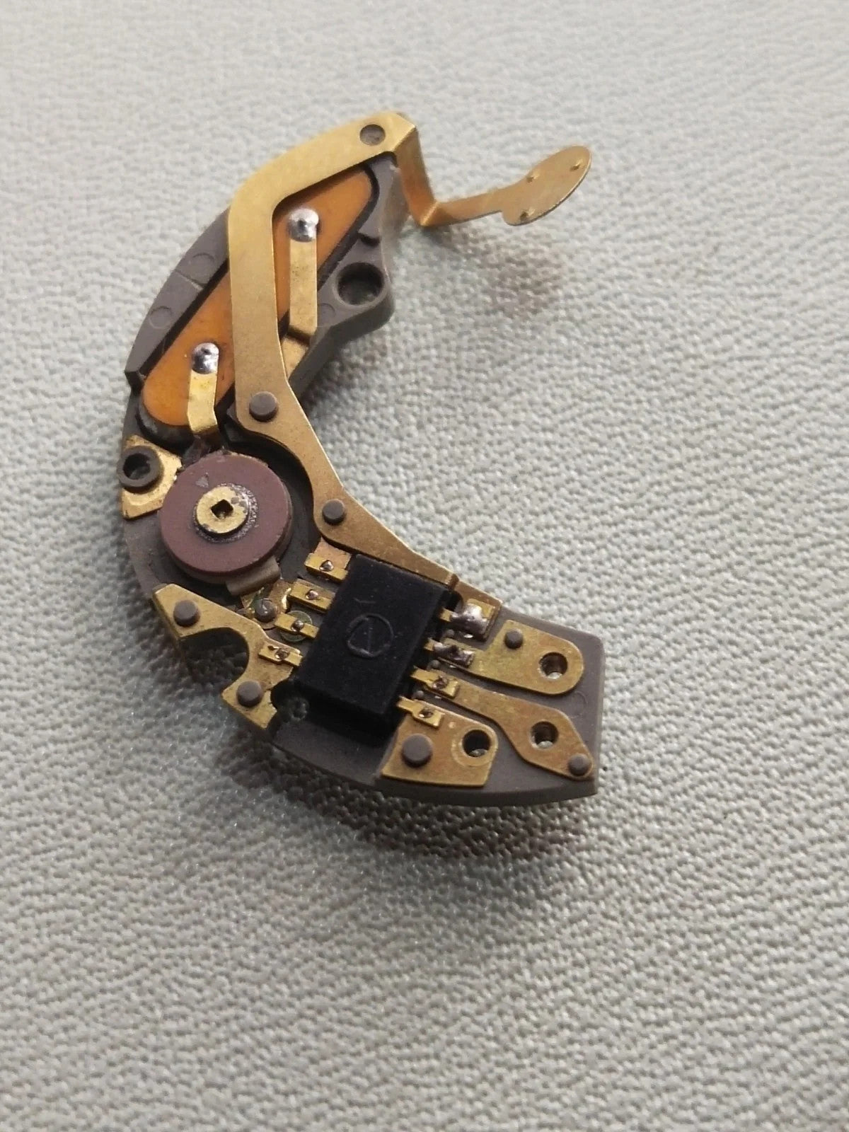 OMEGA 1310-9100 Circuit Block / Full work / Used .....1pc