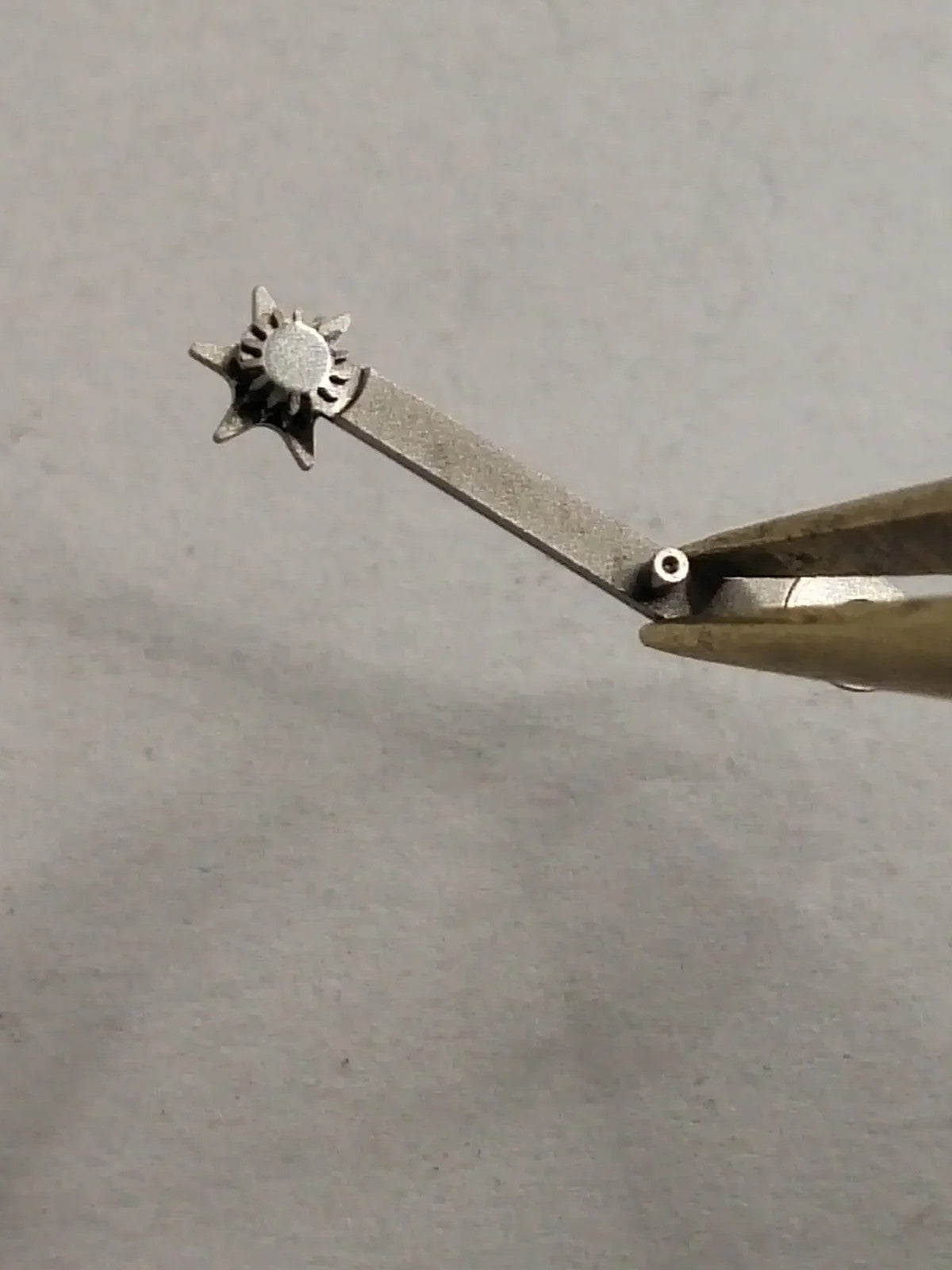 Omega original Cal/ 1000/1010/Part . -1568 new