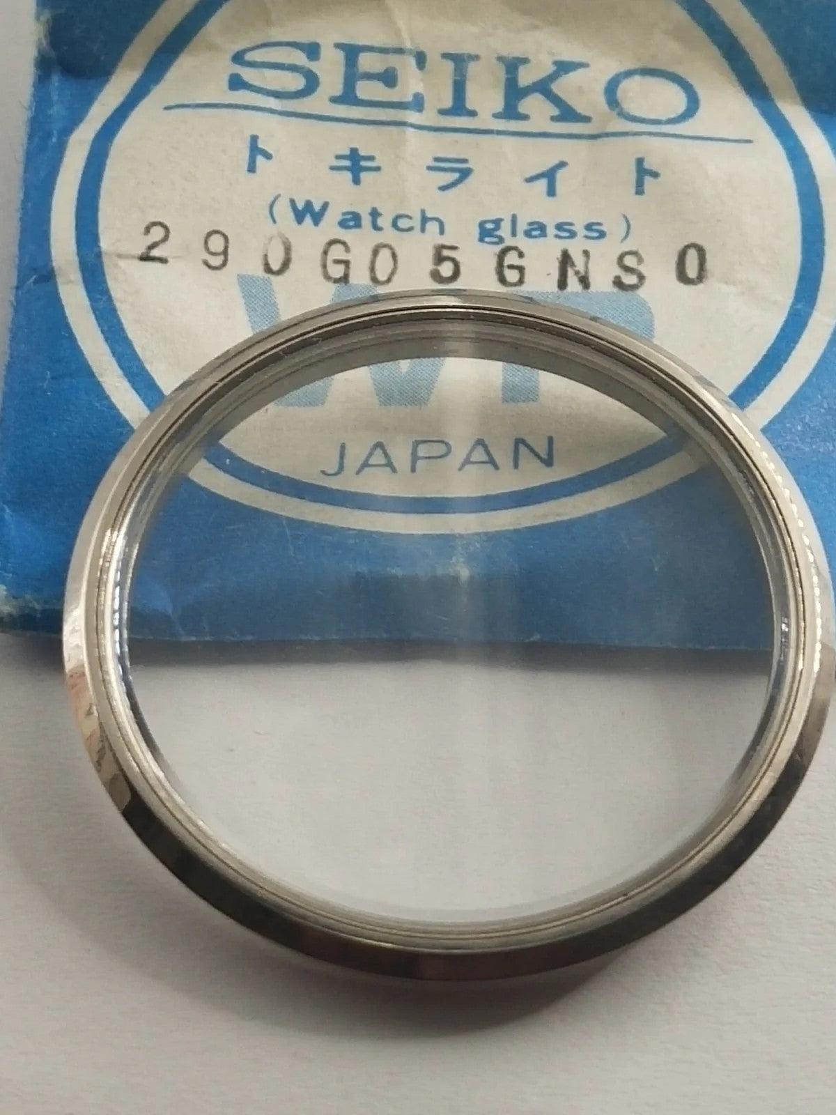 New Old Stok original Seiko glass 290G05GNS