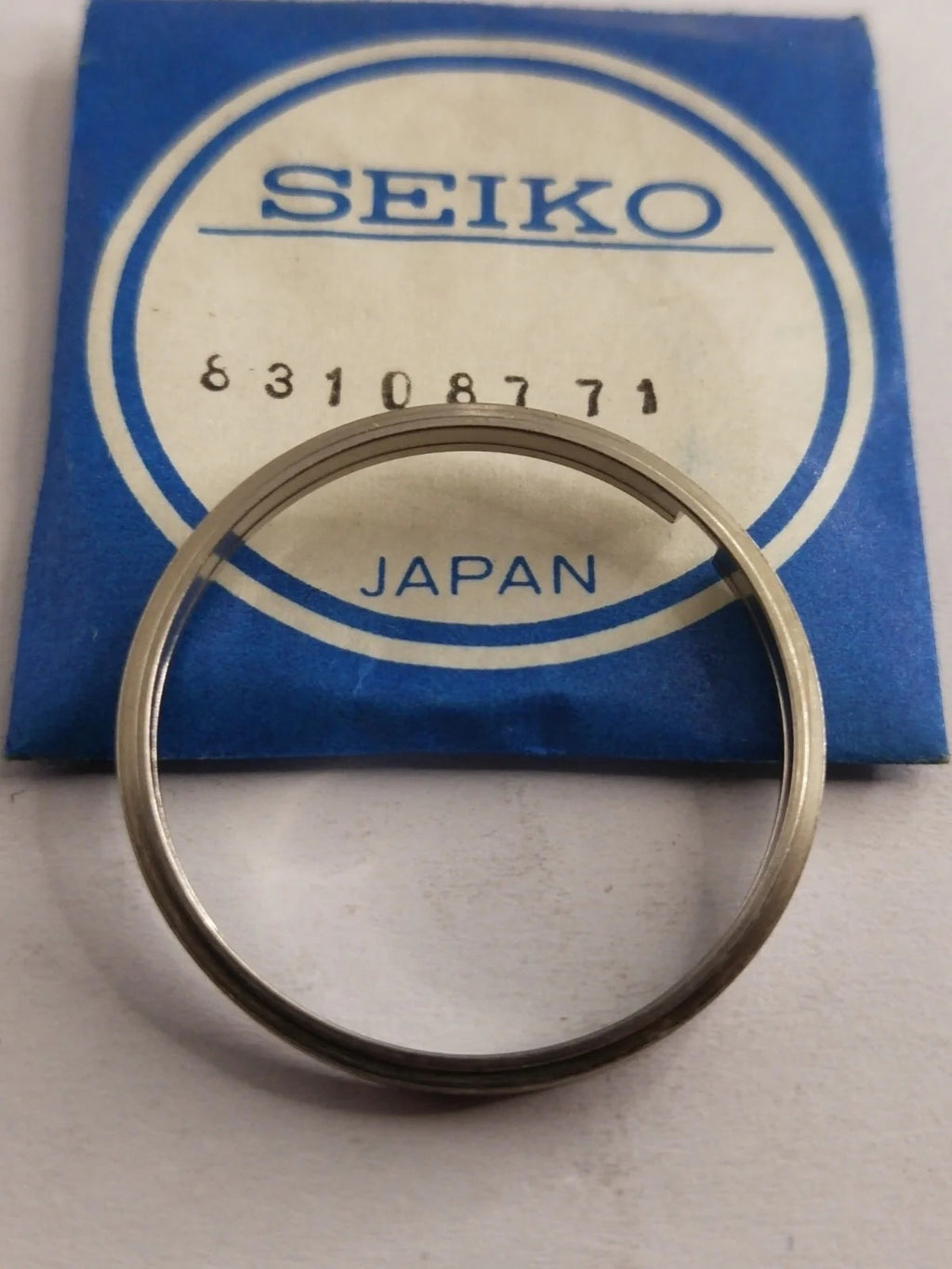 NOS Seiko Part . 8310 8771 / Case Ring
