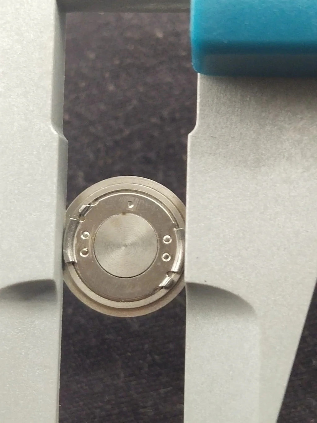 NOS Seiko Part . 8359 9649 Battery Hatch Cover