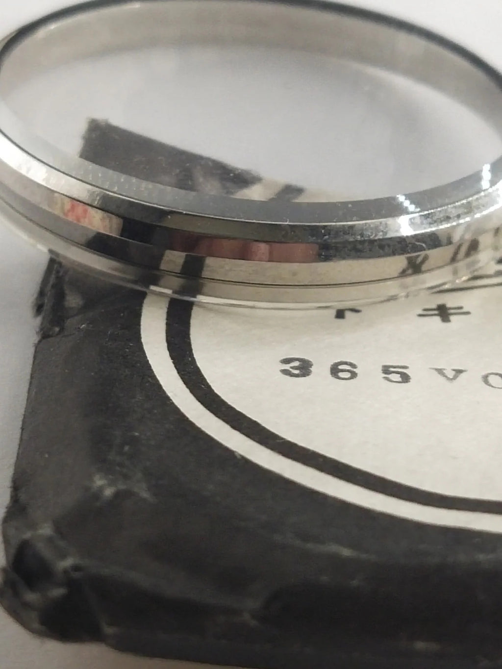 New old stock original Seiko glass 365V02GNS