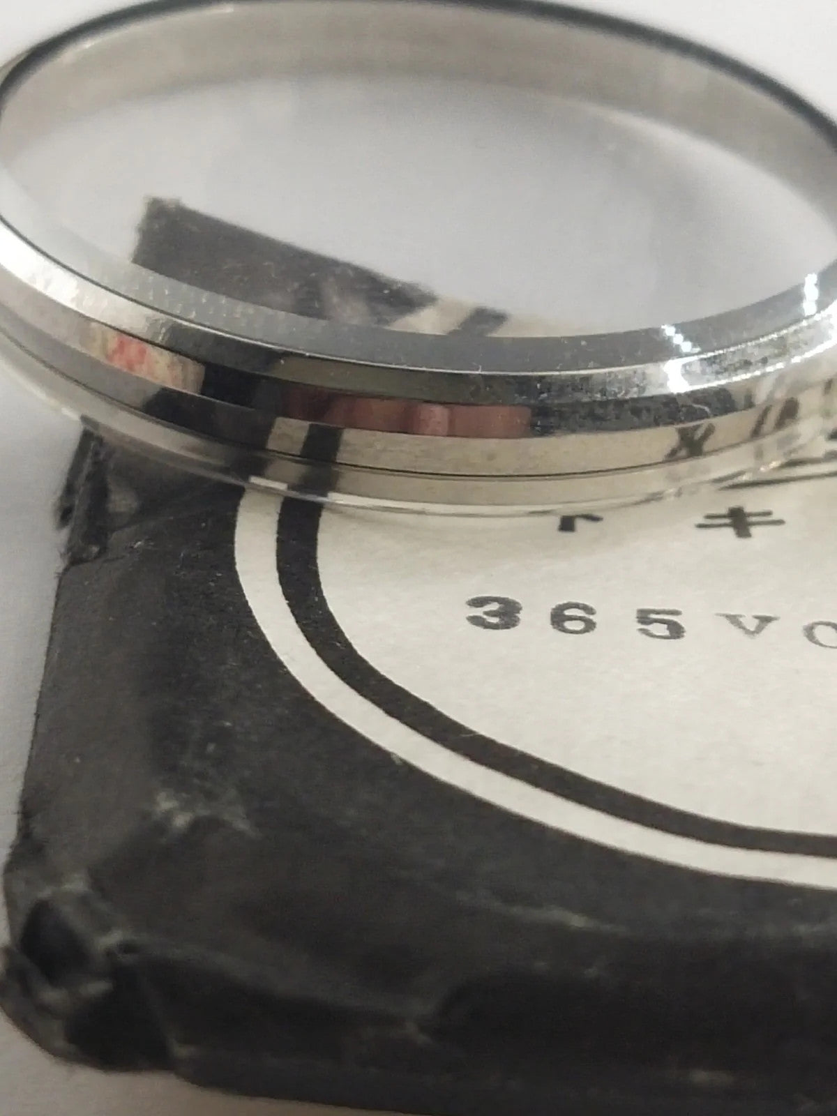 New old stock original Seiko glass 365V02GNS