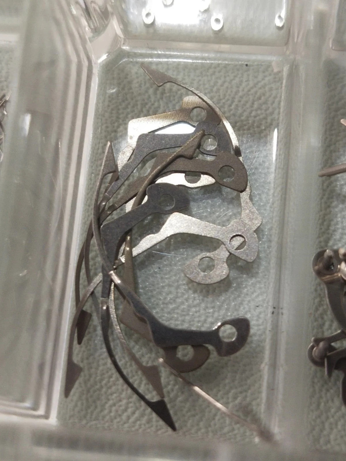 NOS SEIKO Original Part 652 617 /Cal. 6138/ 1 Pc