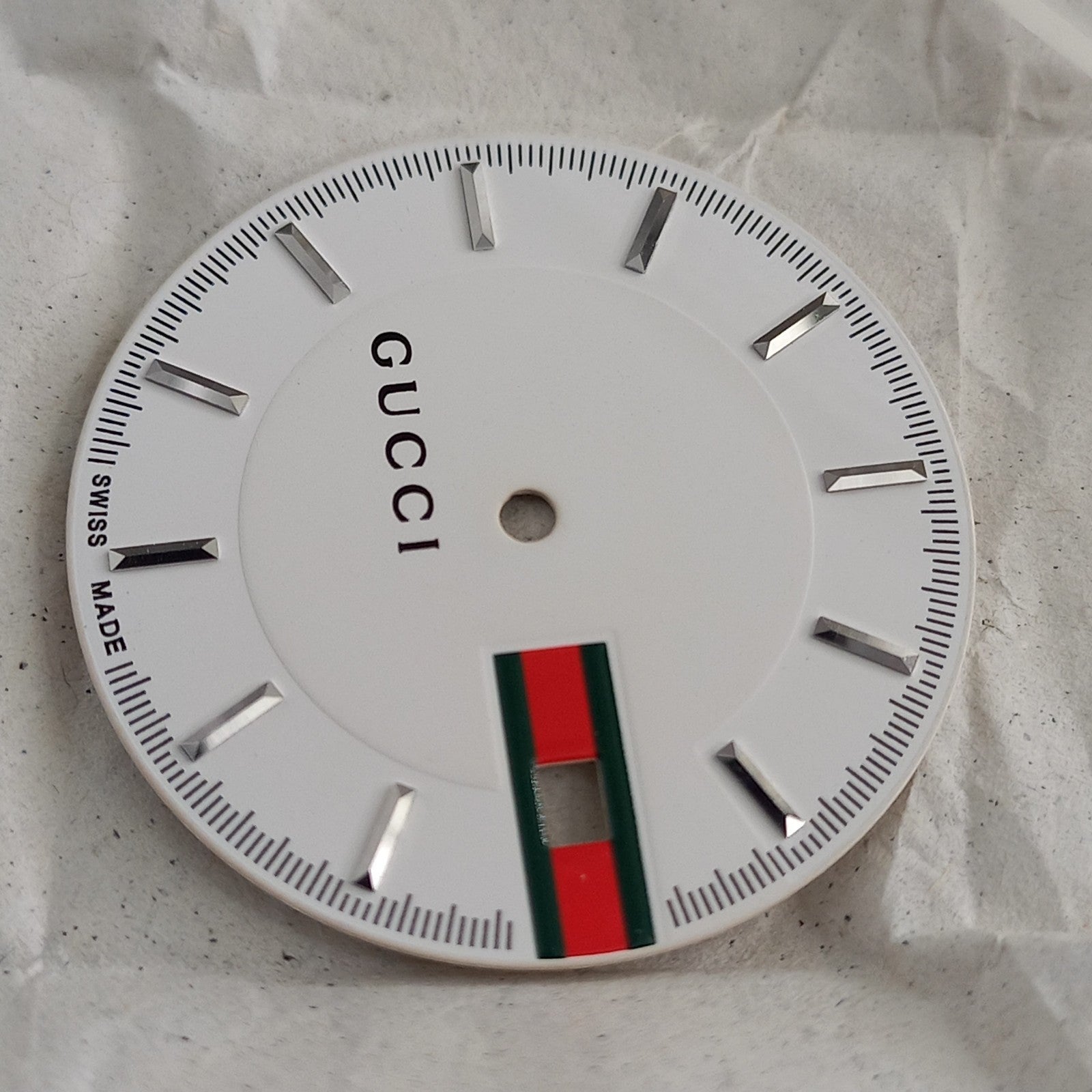 GUCCI Original / Dail   / Part No. YDA 05137/  white color 