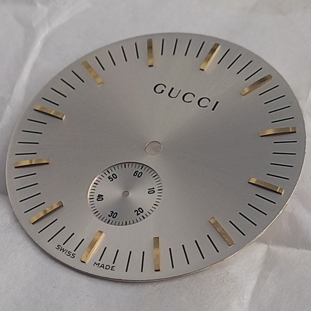 GUCCI Original /  Dail / Part No. 051./ Color  SILVER