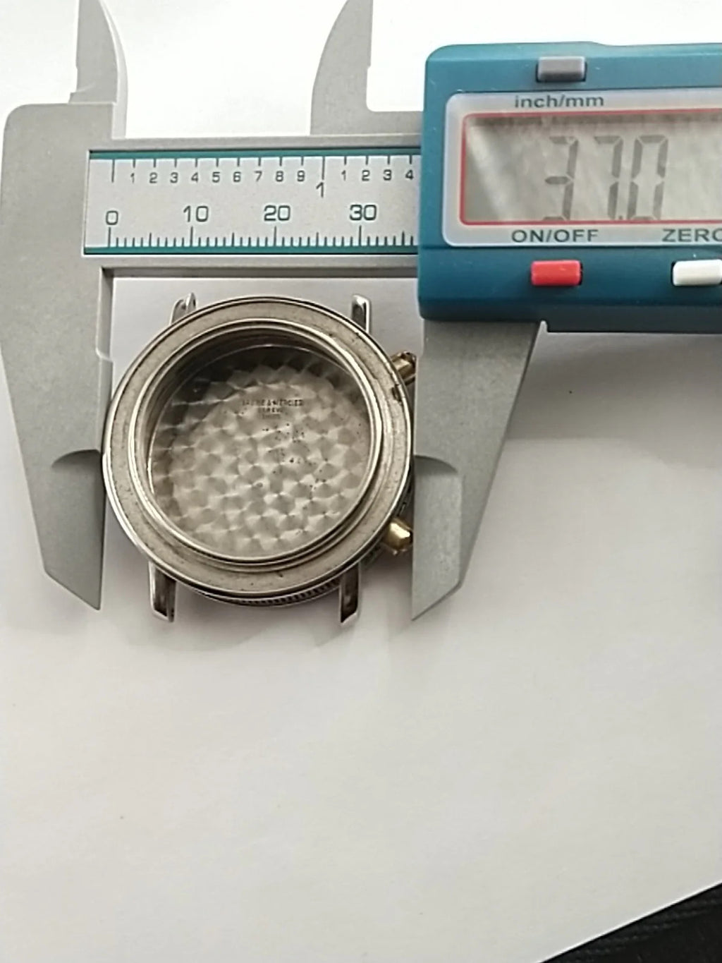 Original Case / BAUME & MERCIER With Busher / Used