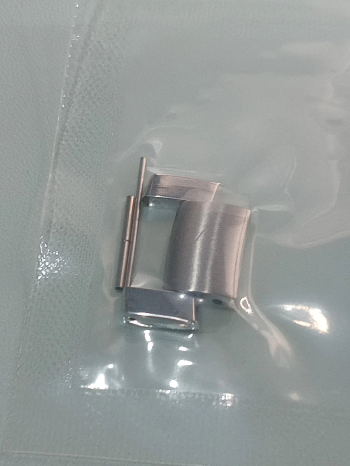 GUCCI Original / Link Steel color / Part No. 163.8505.1 S / 21m.m