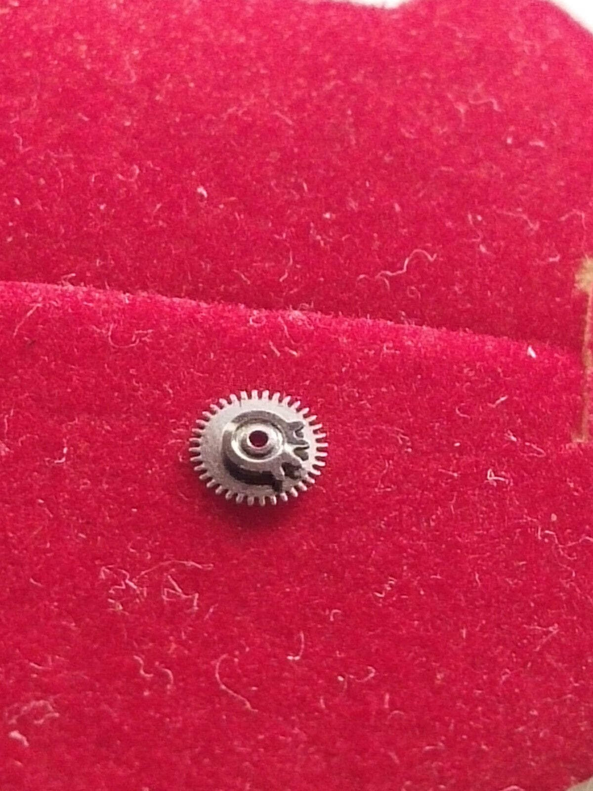 Rolex Cal./9001 447 /Date disc wheel /Genuine parts