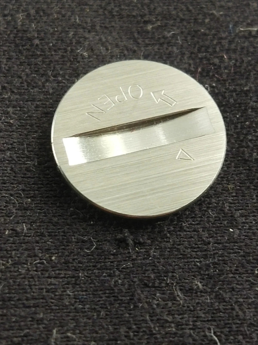 NOS Seiko Part . 8359 1959 Battery Hatch Cover