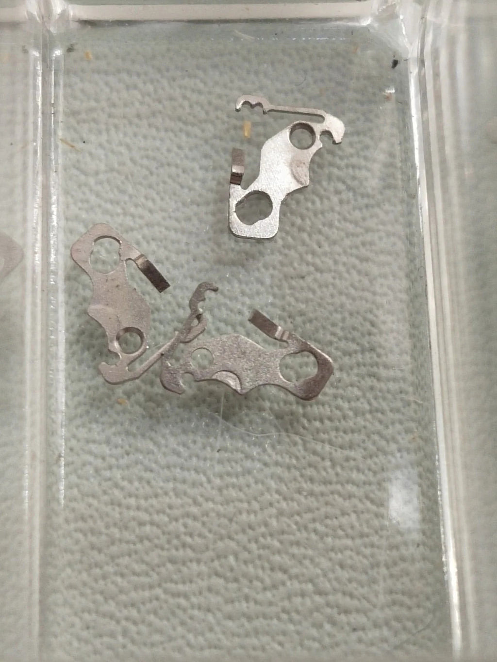 Seiko Part. 388 202 Sitting lever Spring Cal. V220A/2E20A/2E50A (1pc