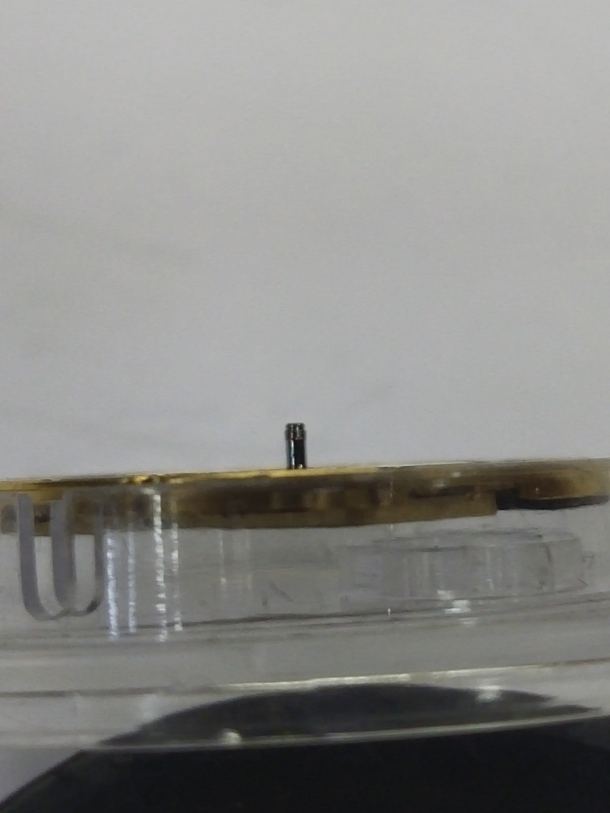 ETA 255 441 movement / 2 hands / date 3/4 clock /The Long minute wheel/Full work