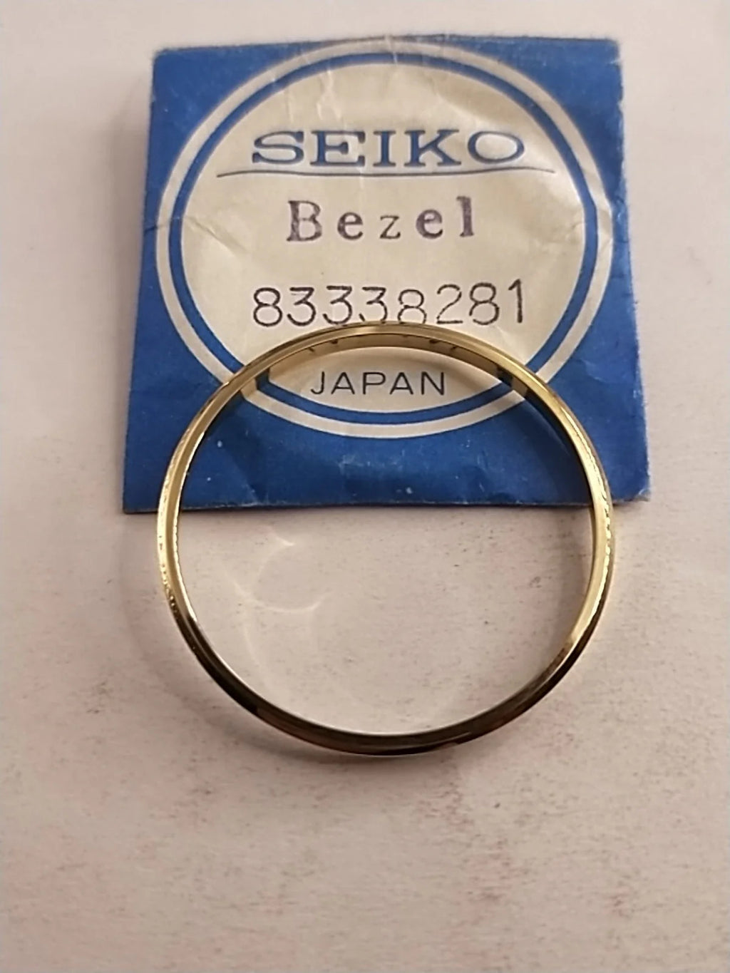 NOS Seiko original Bezel / Part 8333 8281