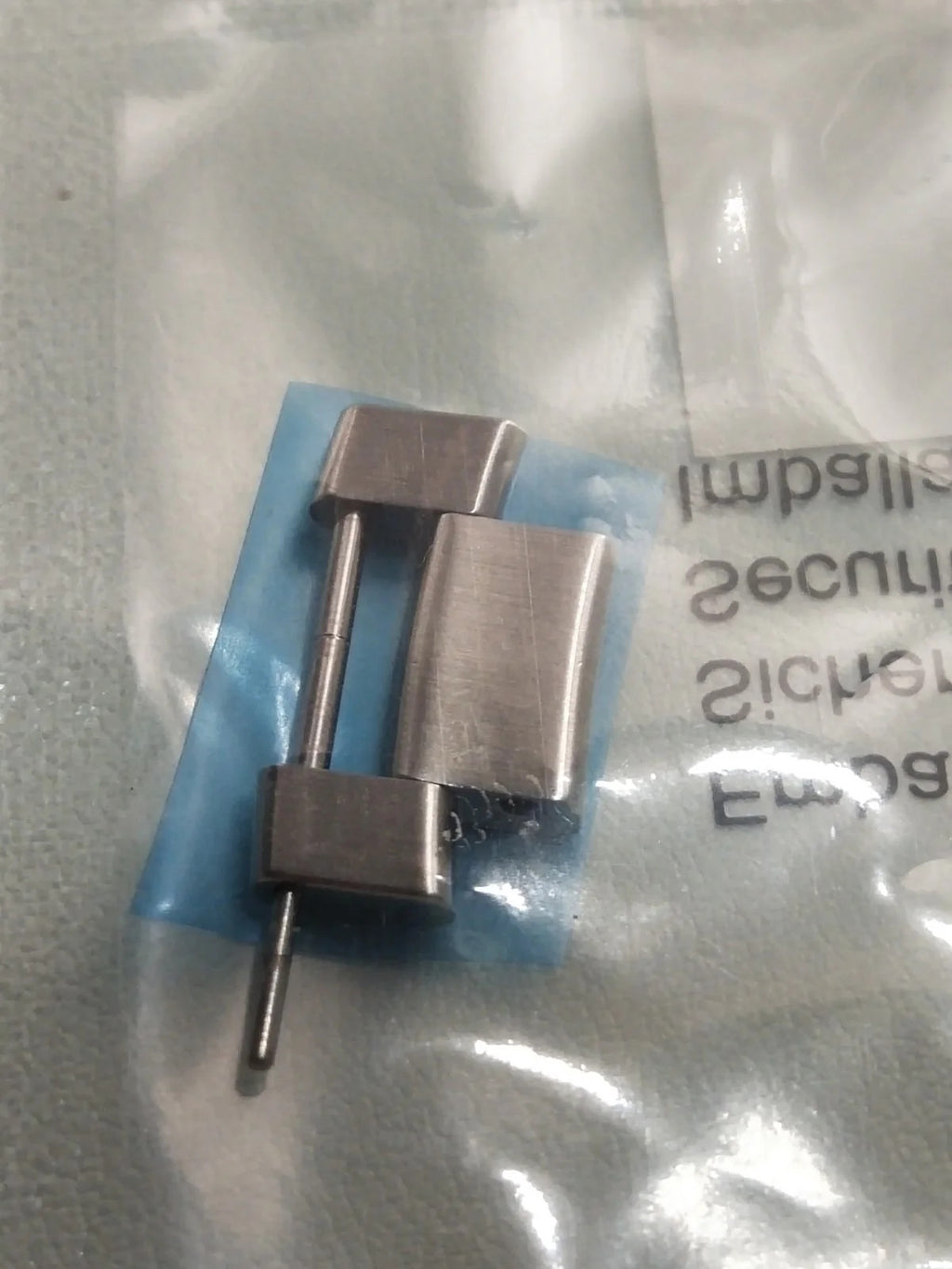 GUCCI Original / Link Steel color / Part No. 163.8505.2.1 S / 18m.m