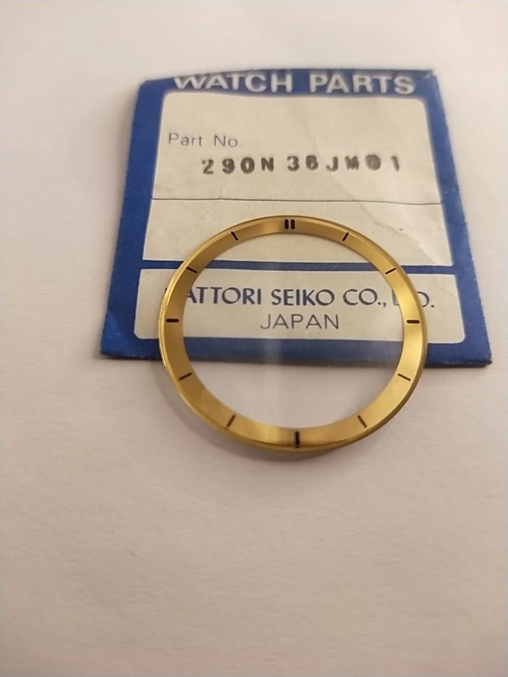 New Old Stok original Seiko glass 290N36JM01