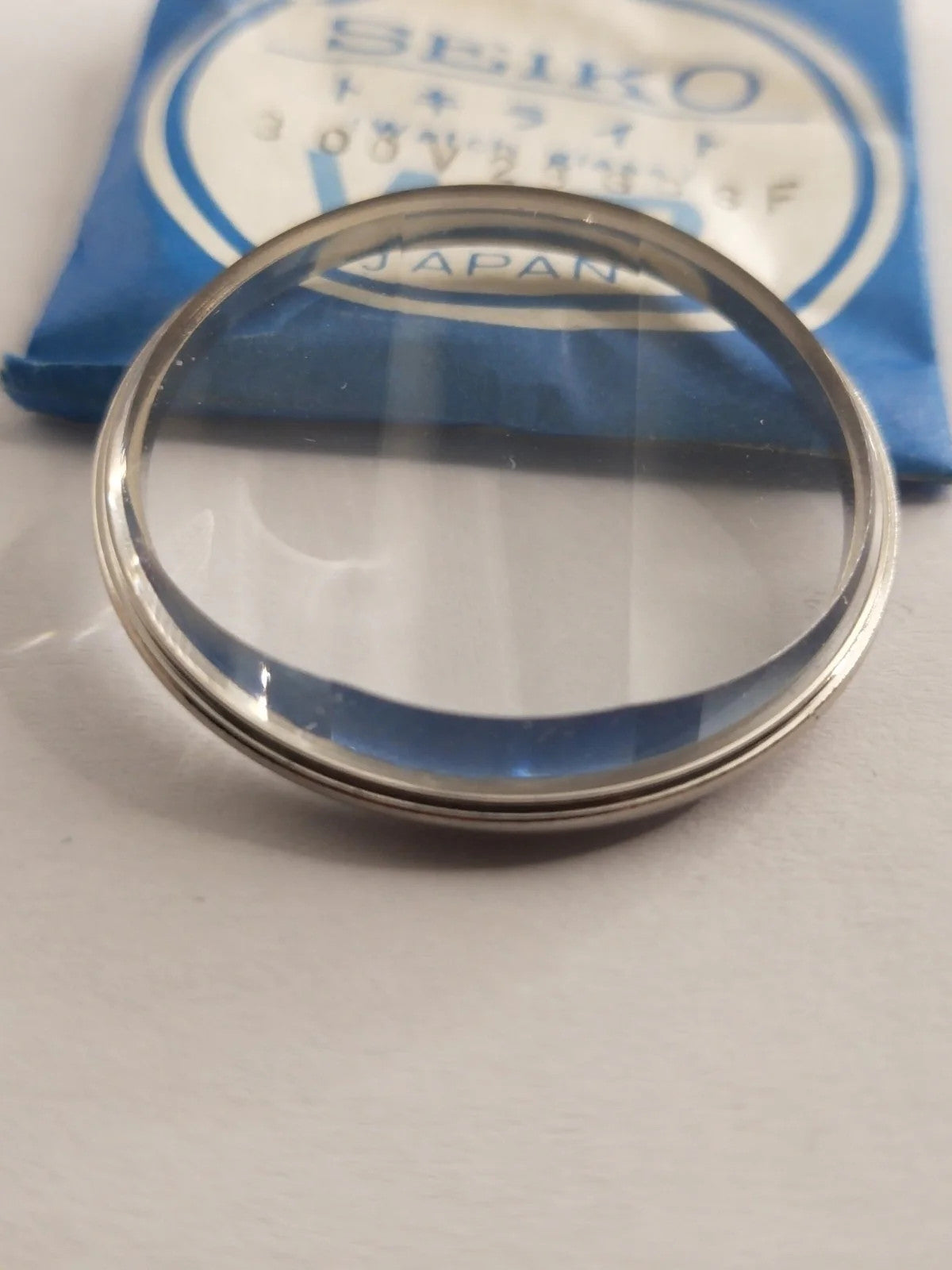 New Old Stok original Seiko glass 300V29GCSF