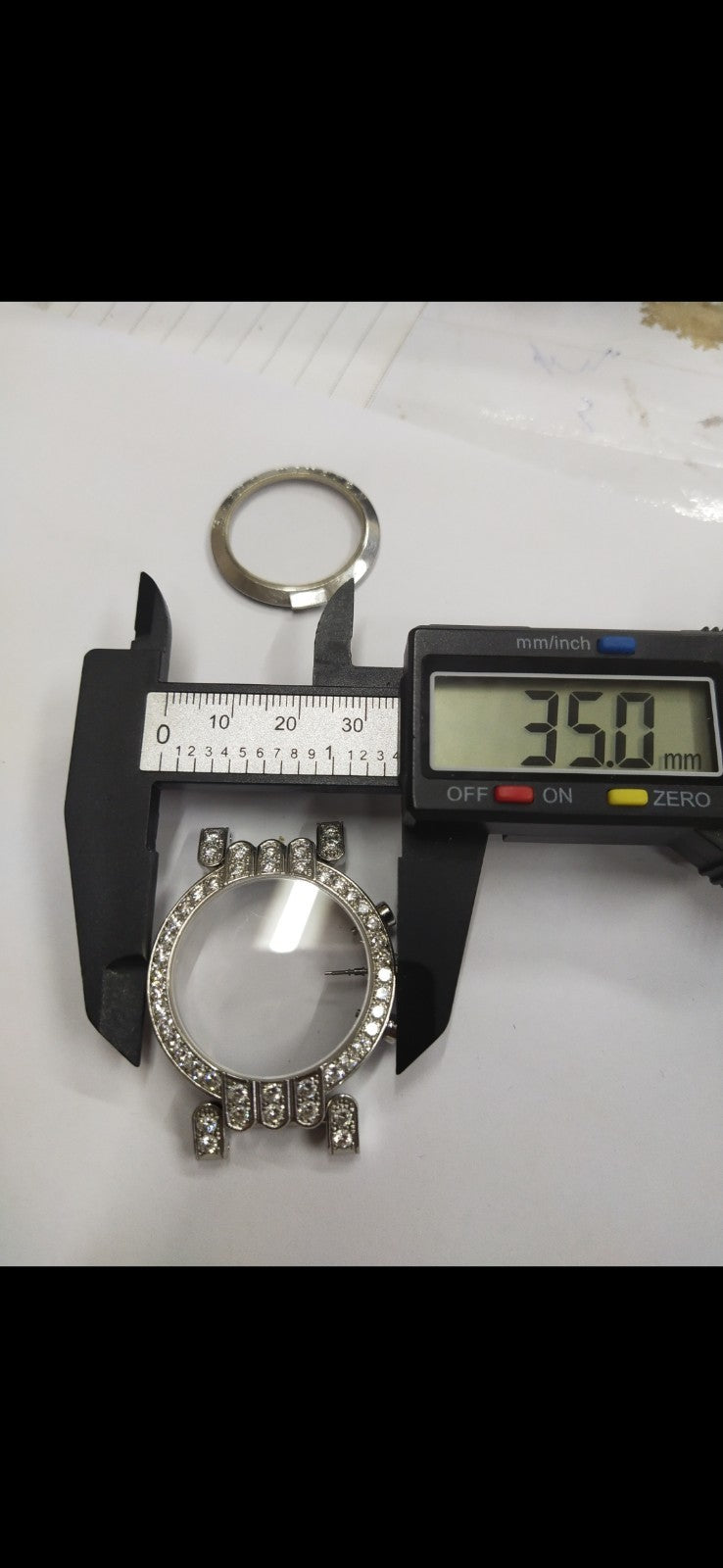  Harry Winston /Complete  Case platinum 950 with Diamonds / Used 