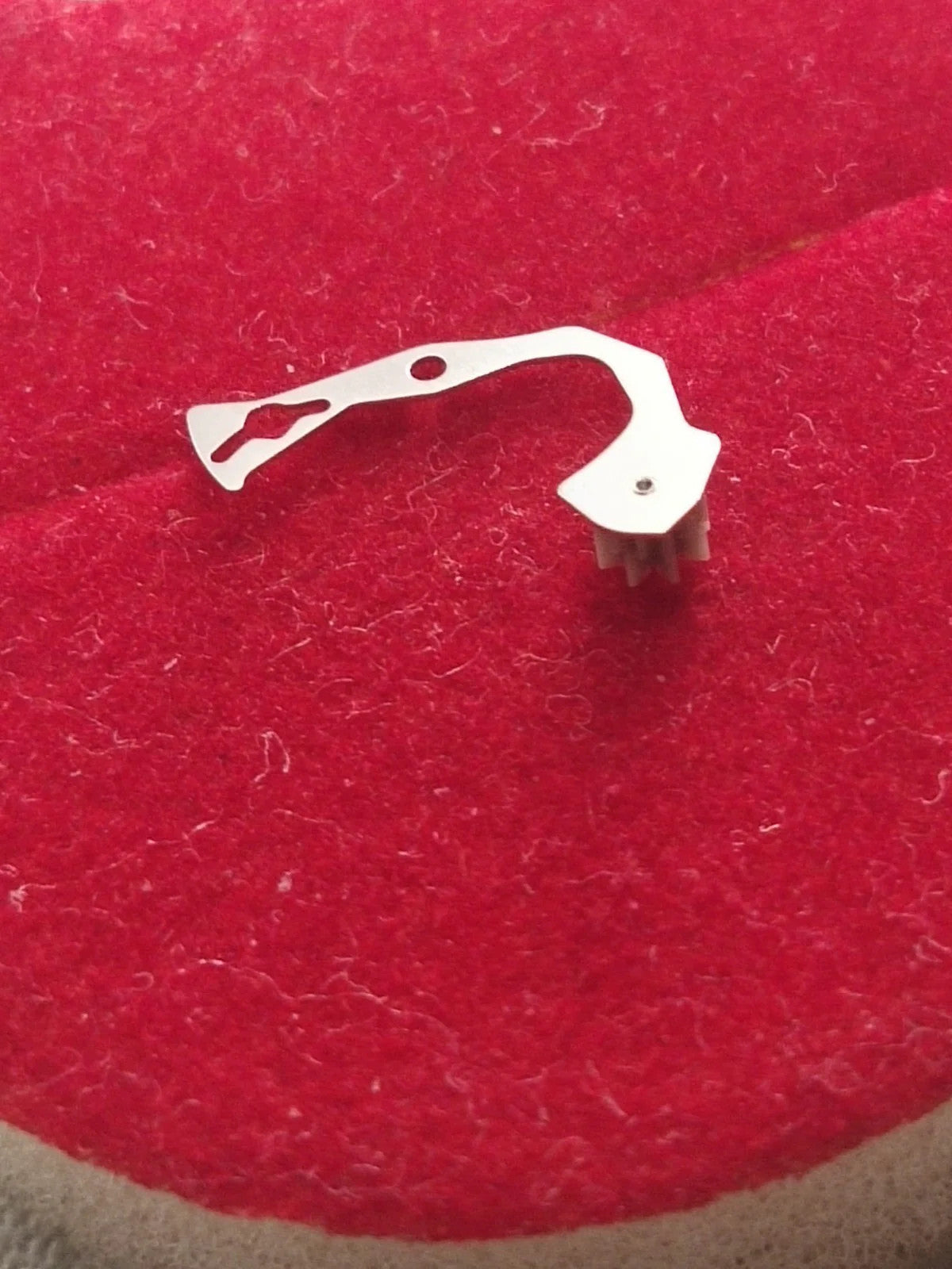 NOS Seiko Parts 981 680/ Cal. 4823/4826(1pc