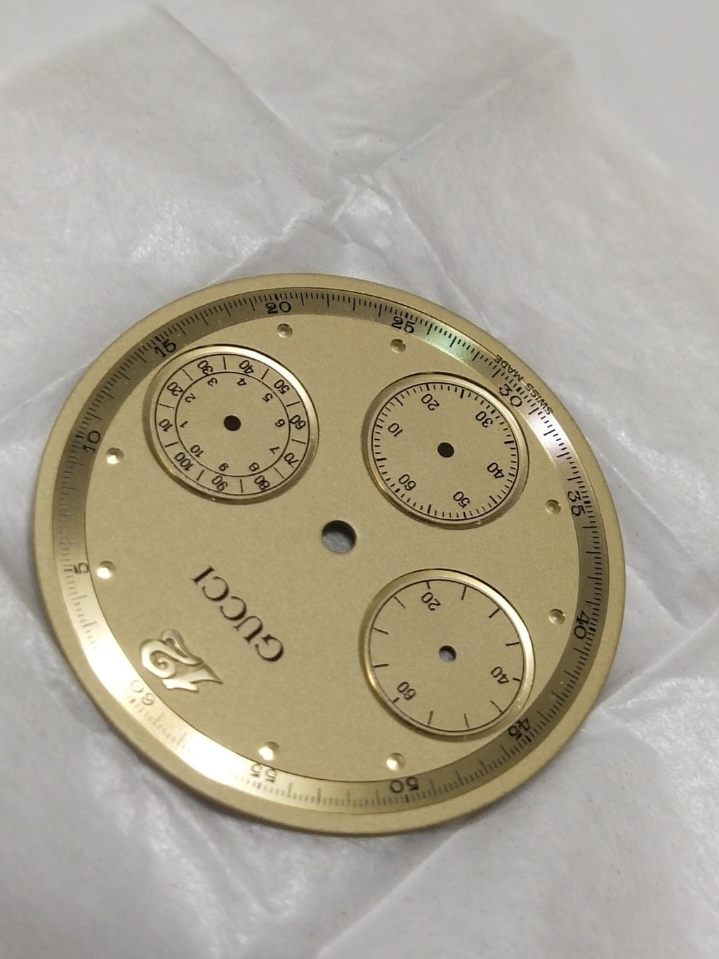 GUCCI Original / Dail  chronograph / Part No. 051.314/CA.CH A.9400M  gold color