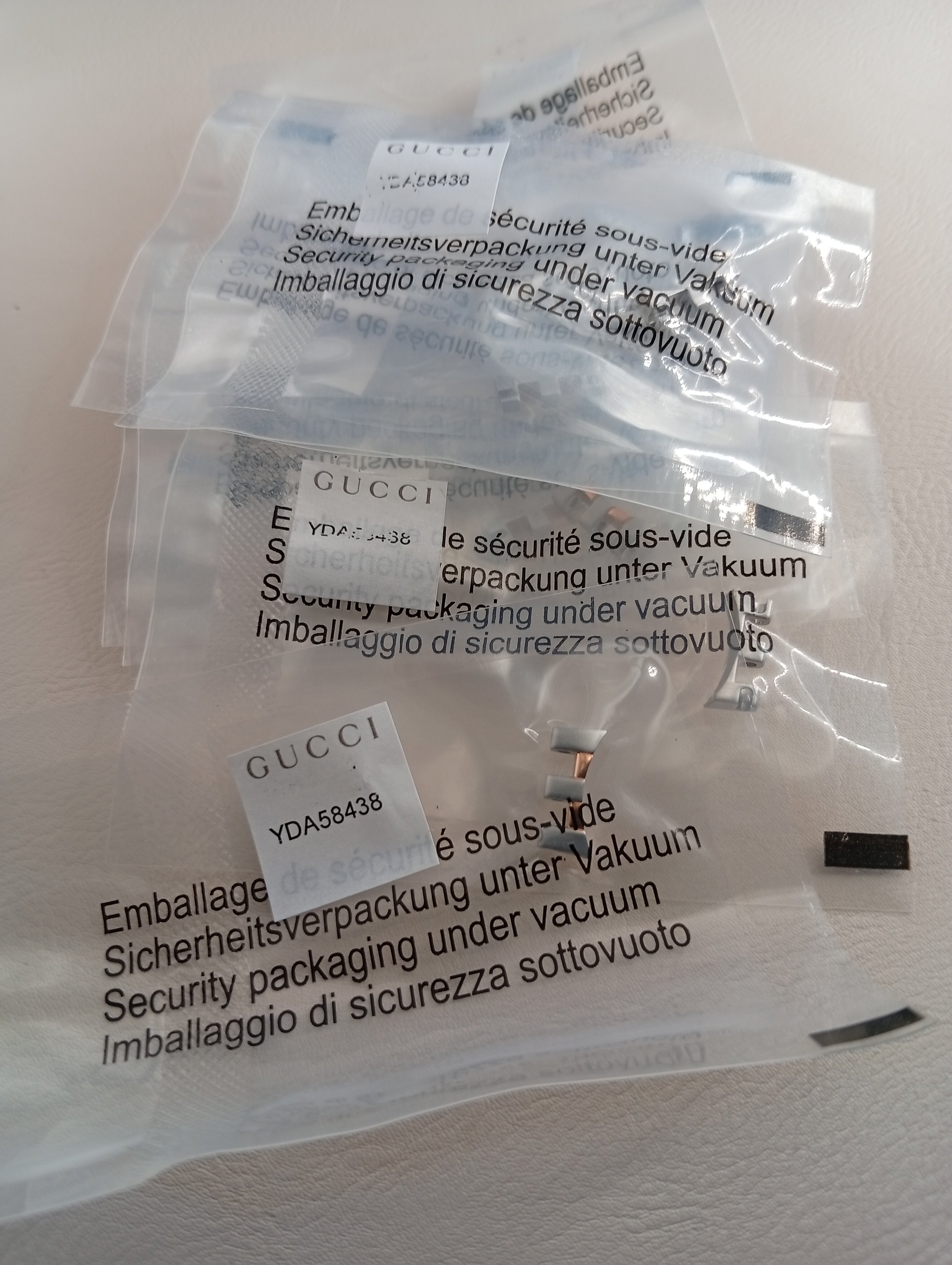 GUCCI LINK YDA58438