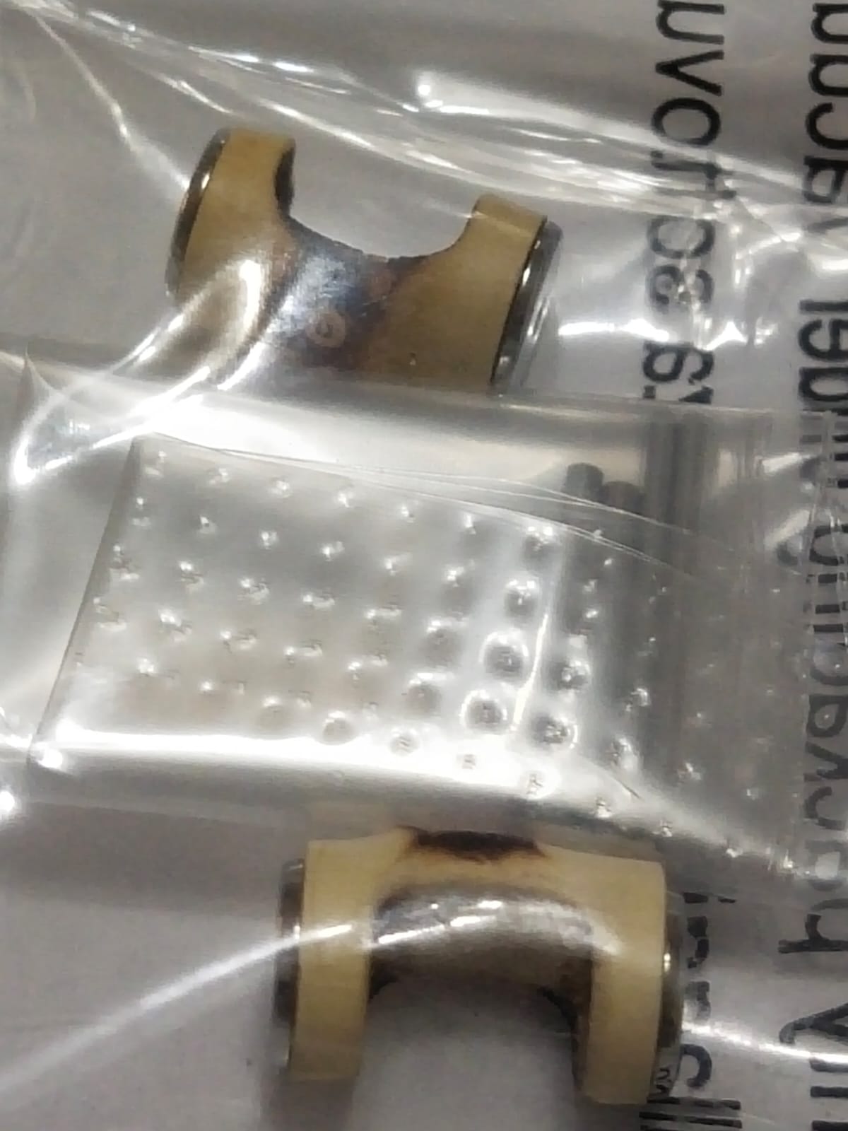 Gucci Link  Wood Material  Part No YDA71029