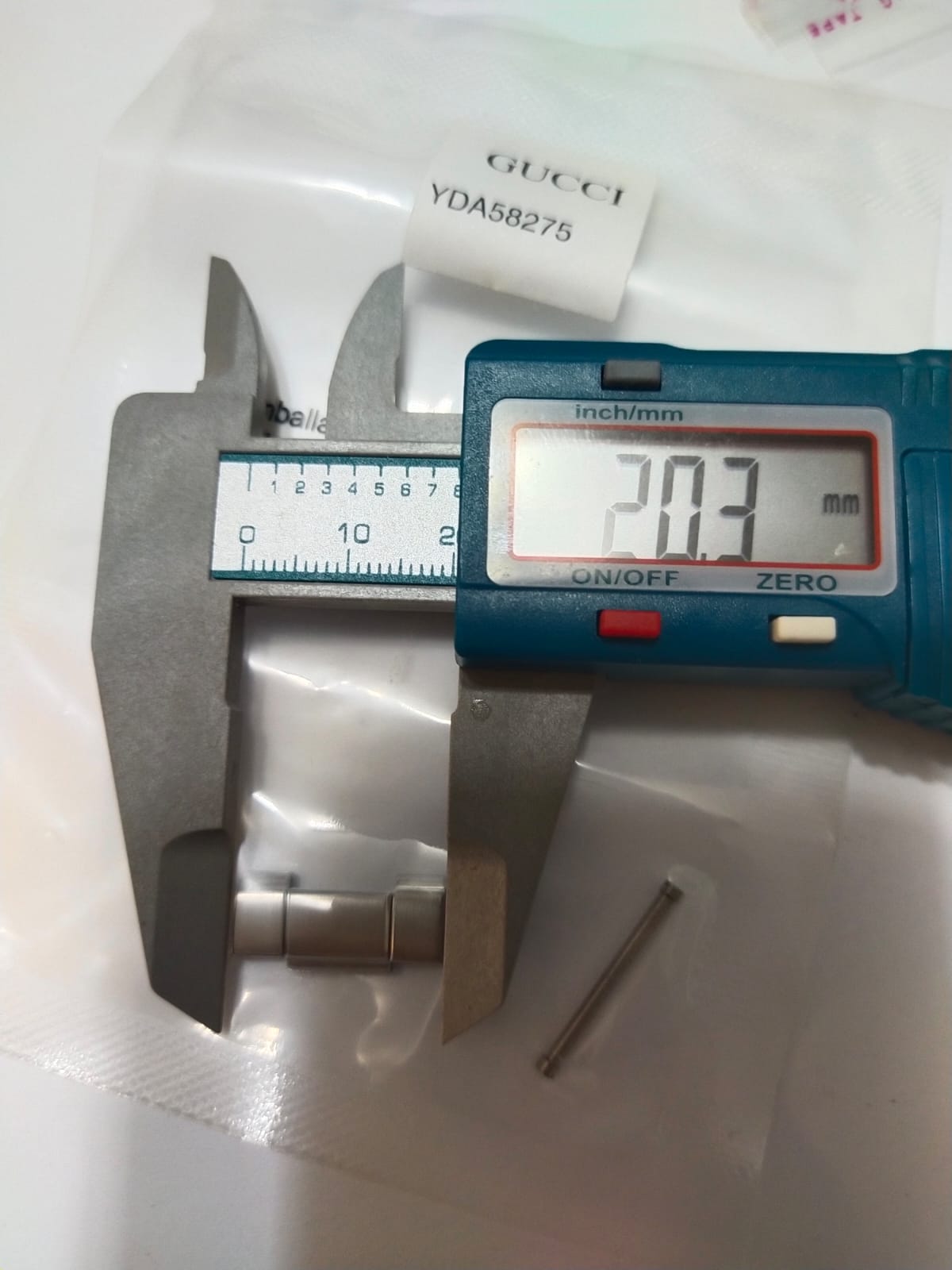 Gucci Link  20mm  Part No.YDA58275