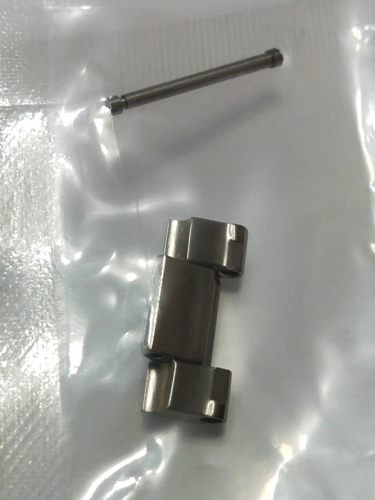 Gucci Link  20mm  Part No.YDA58275