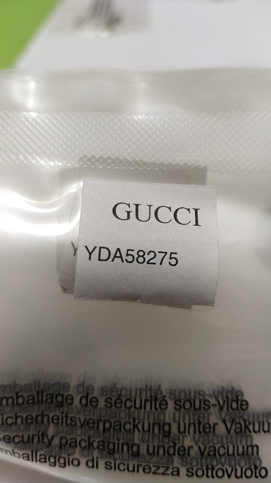 Gucci Link  20mm  Part No.YDA58275