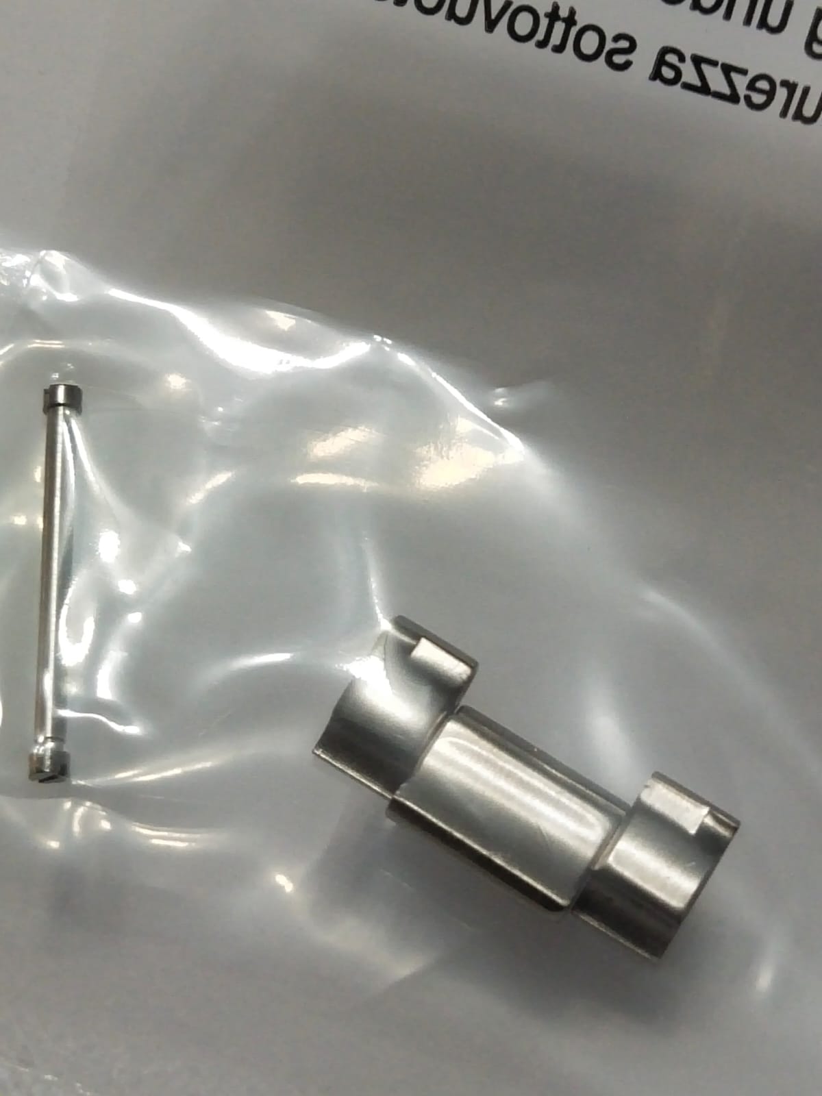 Gucci Link  20mm  Part No.YDA58275