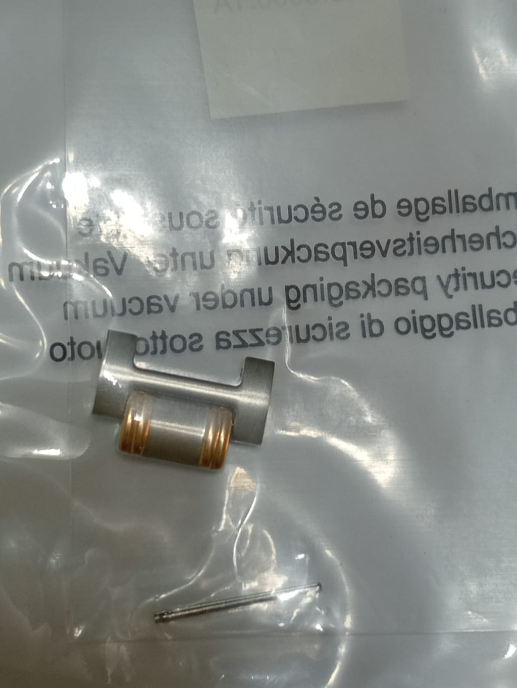 Gucci Link part no.163.9000.1A15.9mm