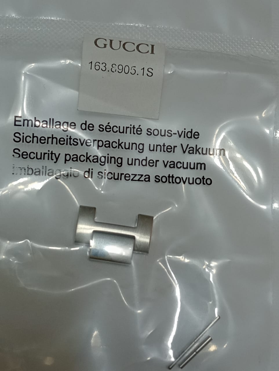 Gucci Link part no.163.8905.1S17.9mm