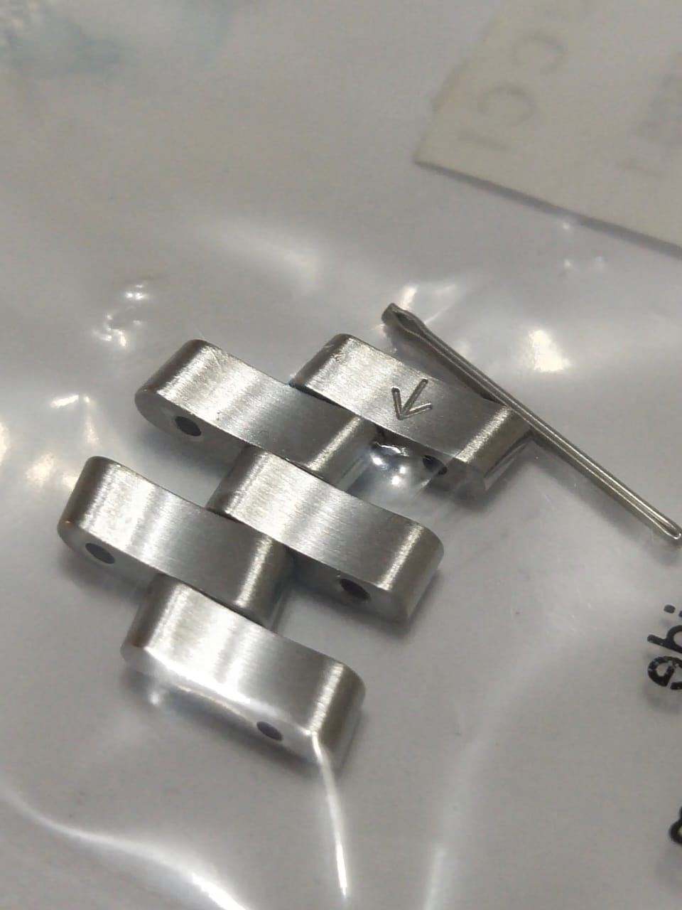 Gucci Link  18mm  Part No. 163.5505.1