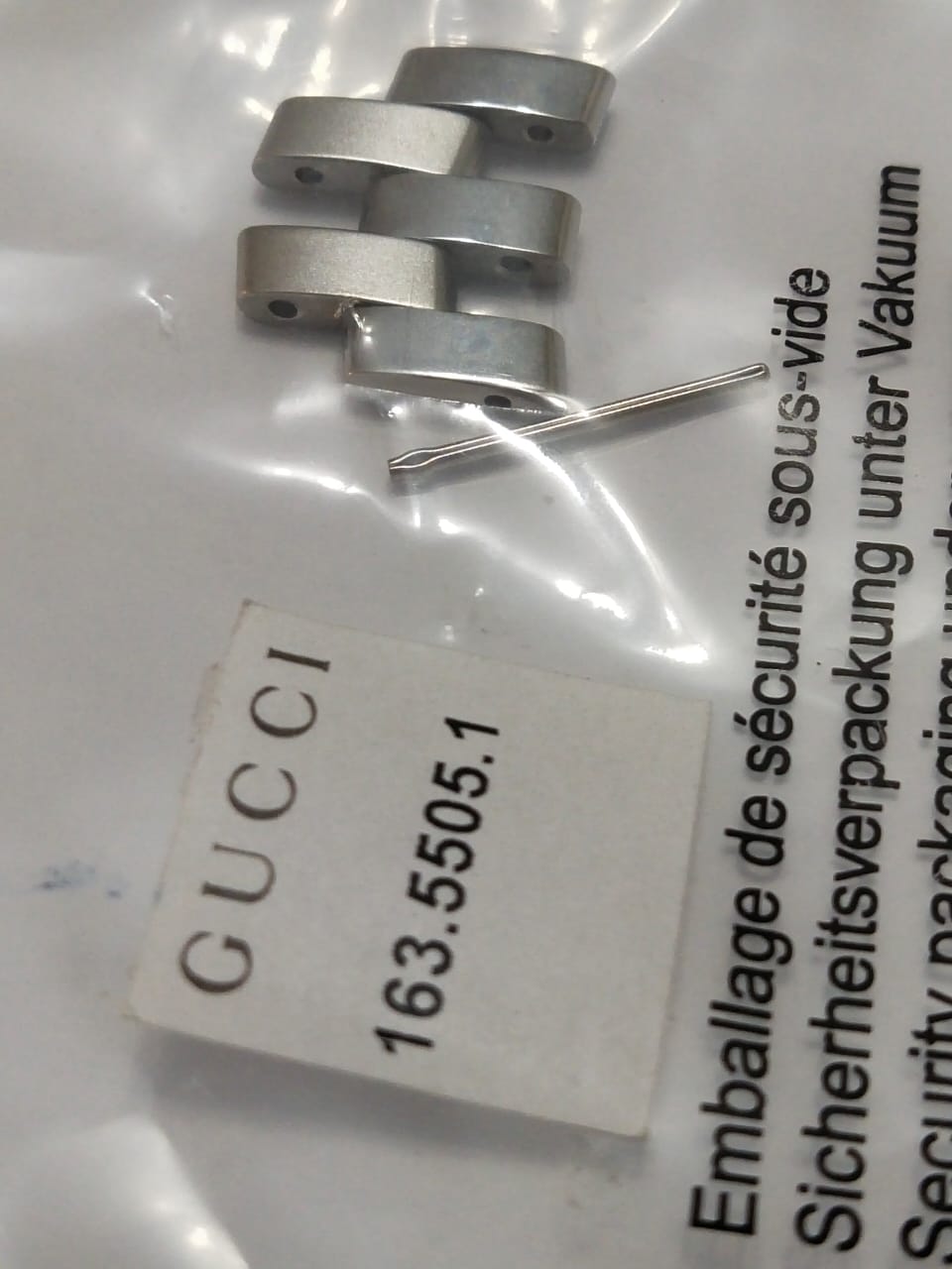 Gucci Link  18mm  Part No. 163.5505.1