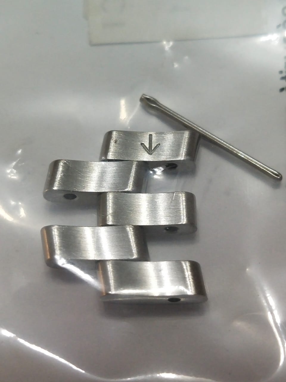 Gucci Link  18mm  Part No. 163.5505.1