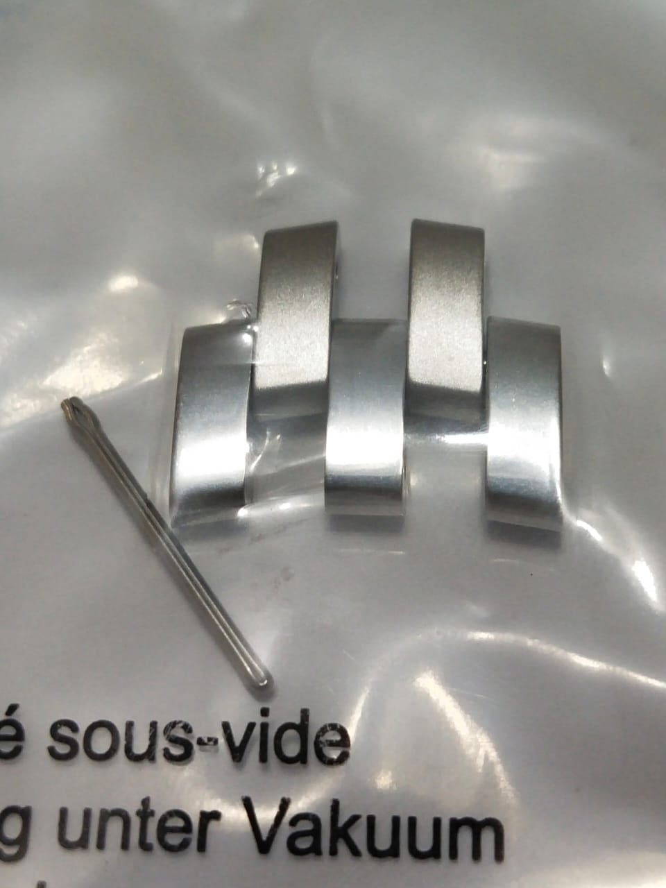 Gucci Link  18mm  Part No. 163.5505.1