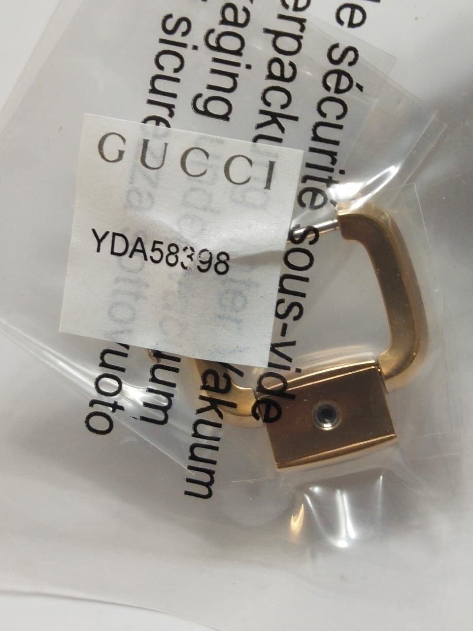 Gucci Link  Rose Gold Colour  Bart No YDA50398