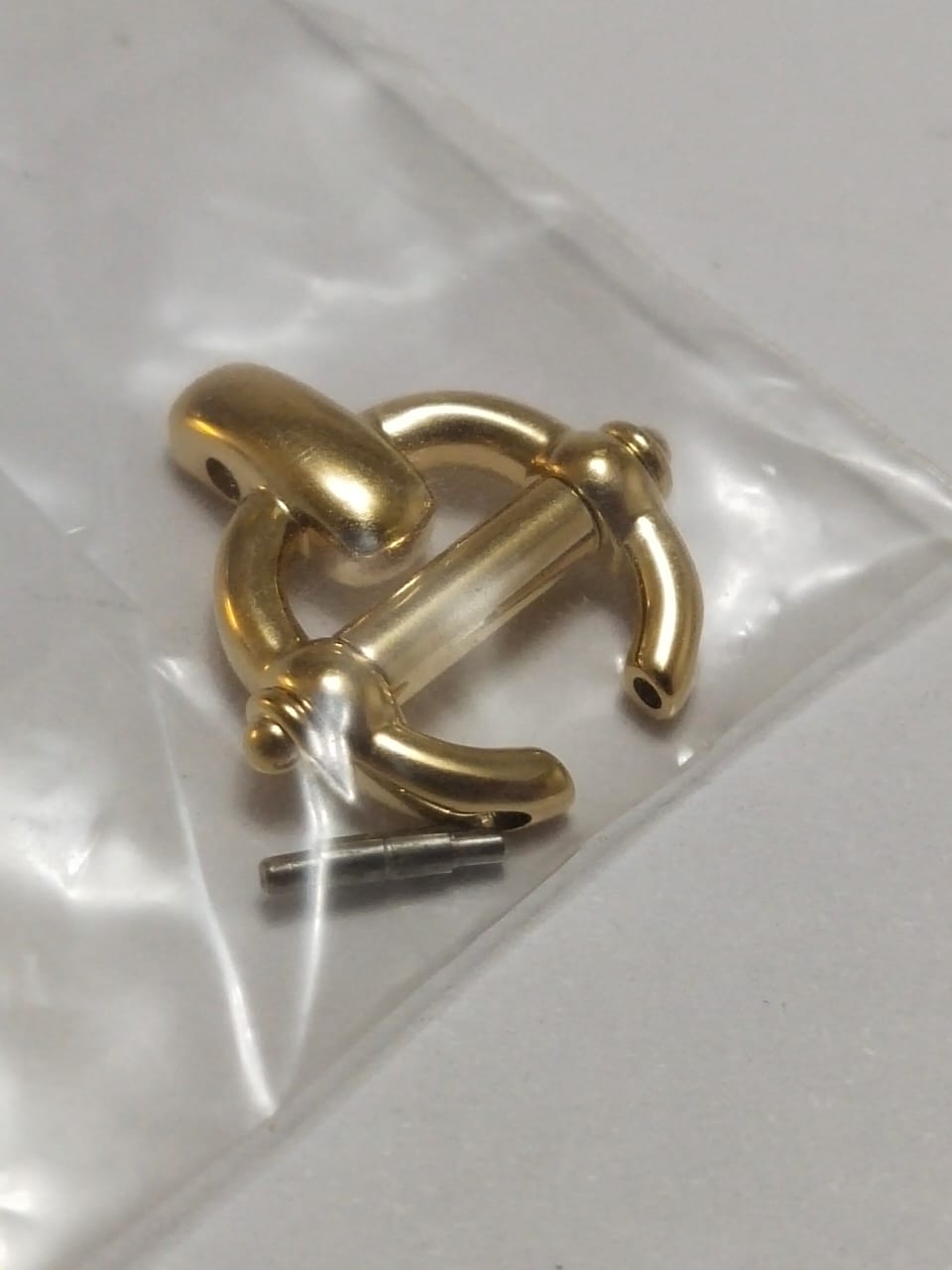 Gucci Link  Gold Colour  Part No. 163.6400.2