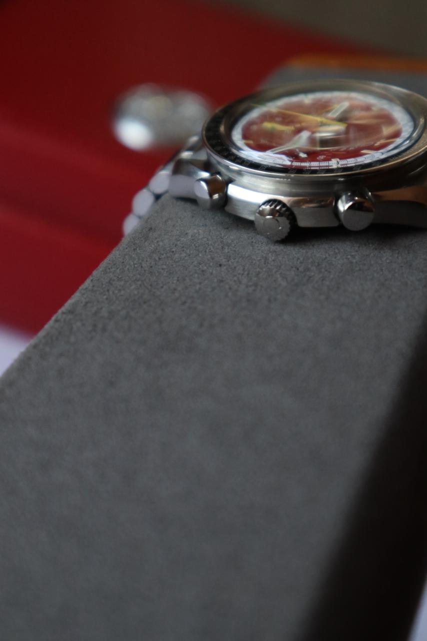 Rare OMEGA Speedmaster “Schumacher F1” 🏎️🏁
