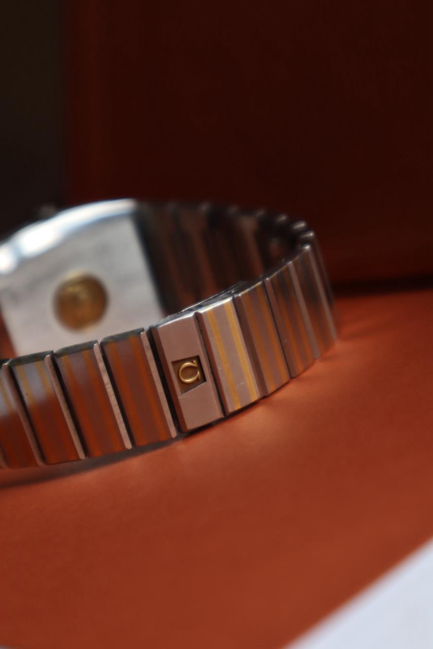 Vintage OMEGA Ω Constellation Tank