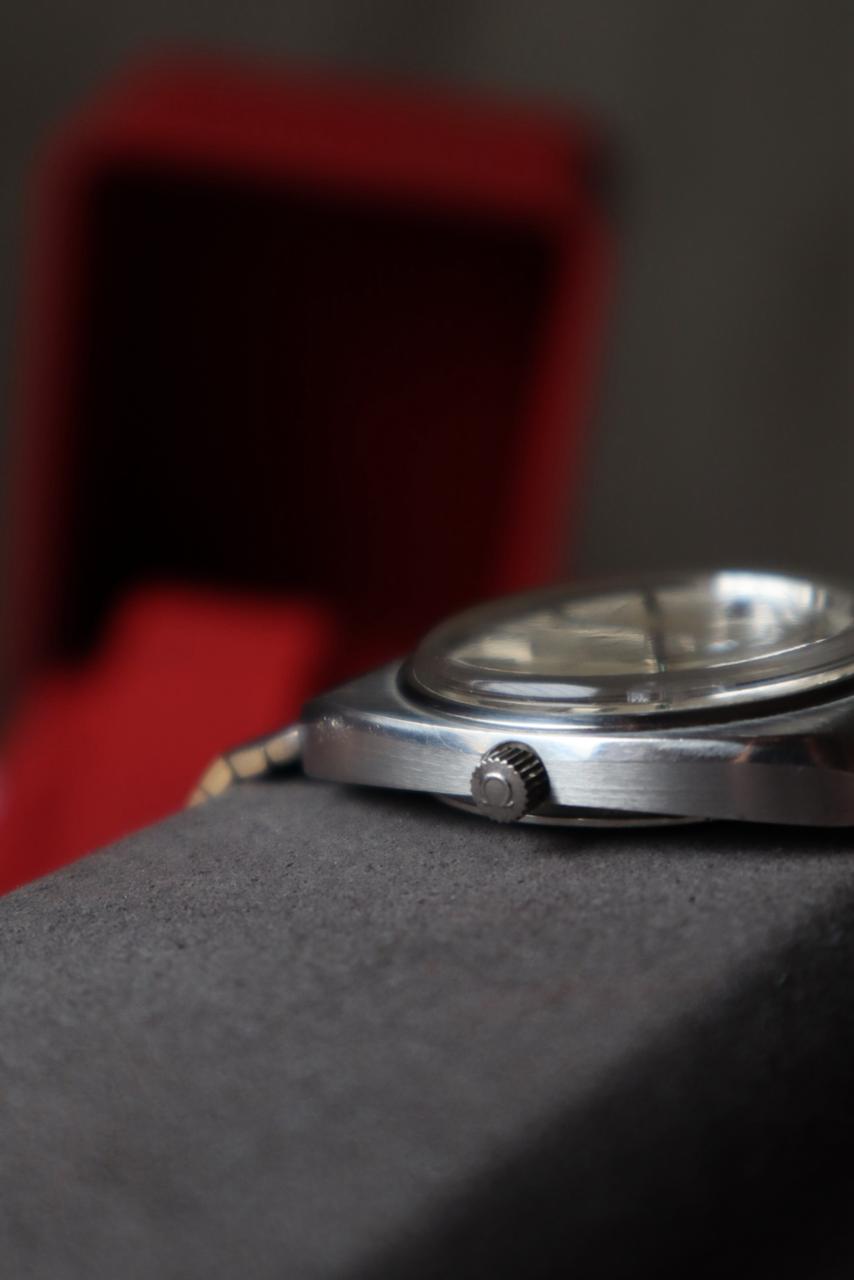 Vintage OMEGA SeaMaster Date Ω  1970’s
